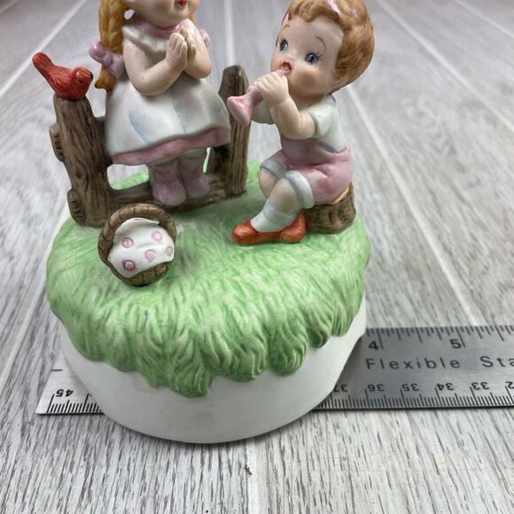 Lund’s Lites Music Box. Lefton China. Hand Painted  #00123. Boy, Girl Picnic - Picture 8 of 11